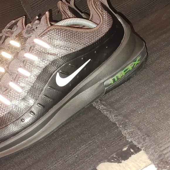 Nike ACG Gray and Black Athletic Shoes - Picture 11 of 13